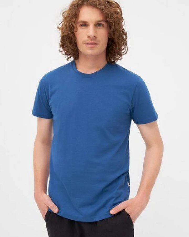 Blau
