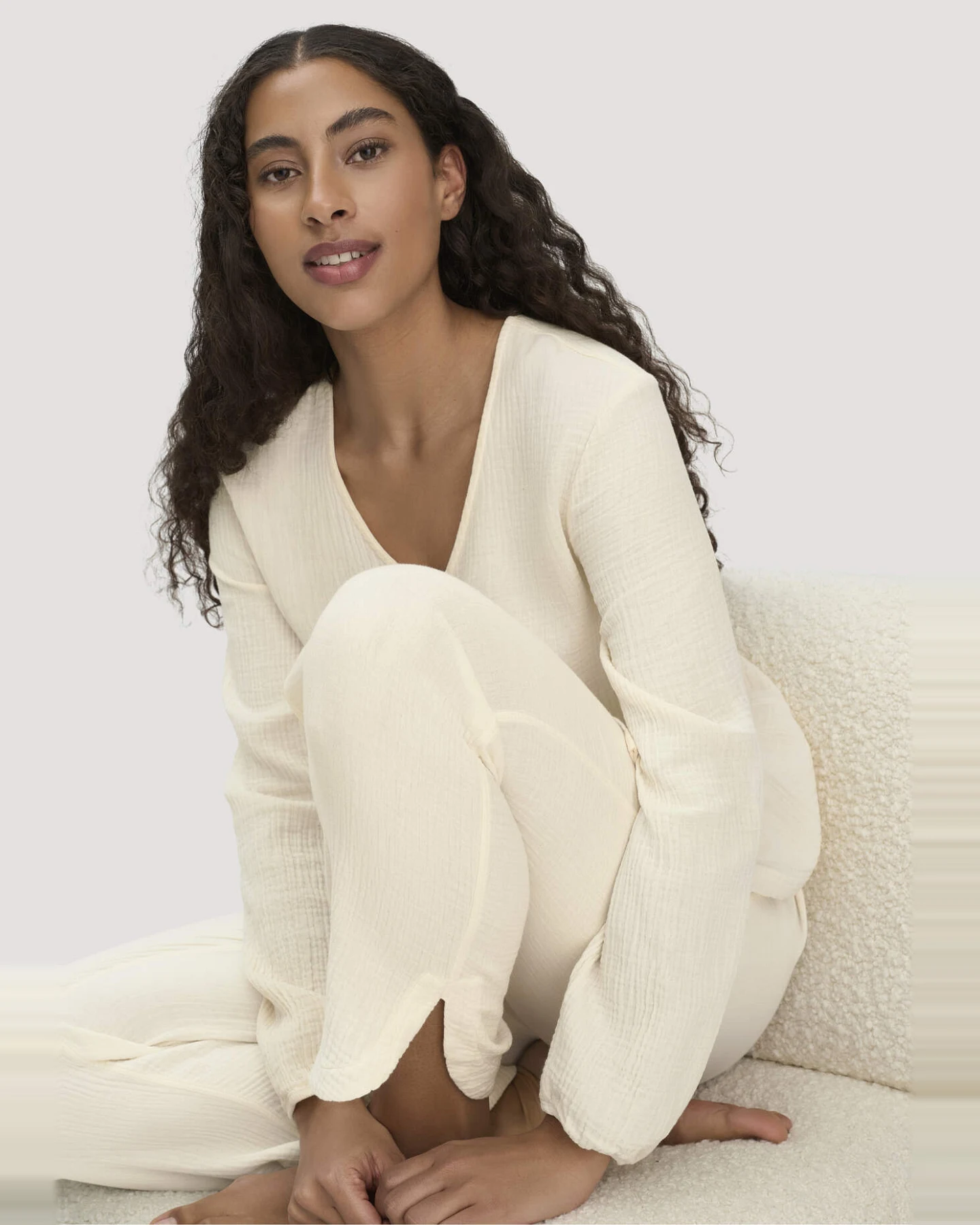 hessnatur Damen Musselin Schlafhose Regular PURE COMFORT aus Bio-Baumwolle - natur - Größe 46 – Ansicht 3