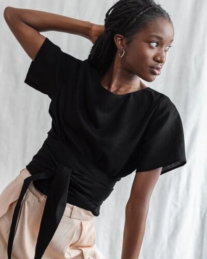 Jyoti - Fair Works Bio-Baumwoll Wickelshirt Amaranth Schwarz