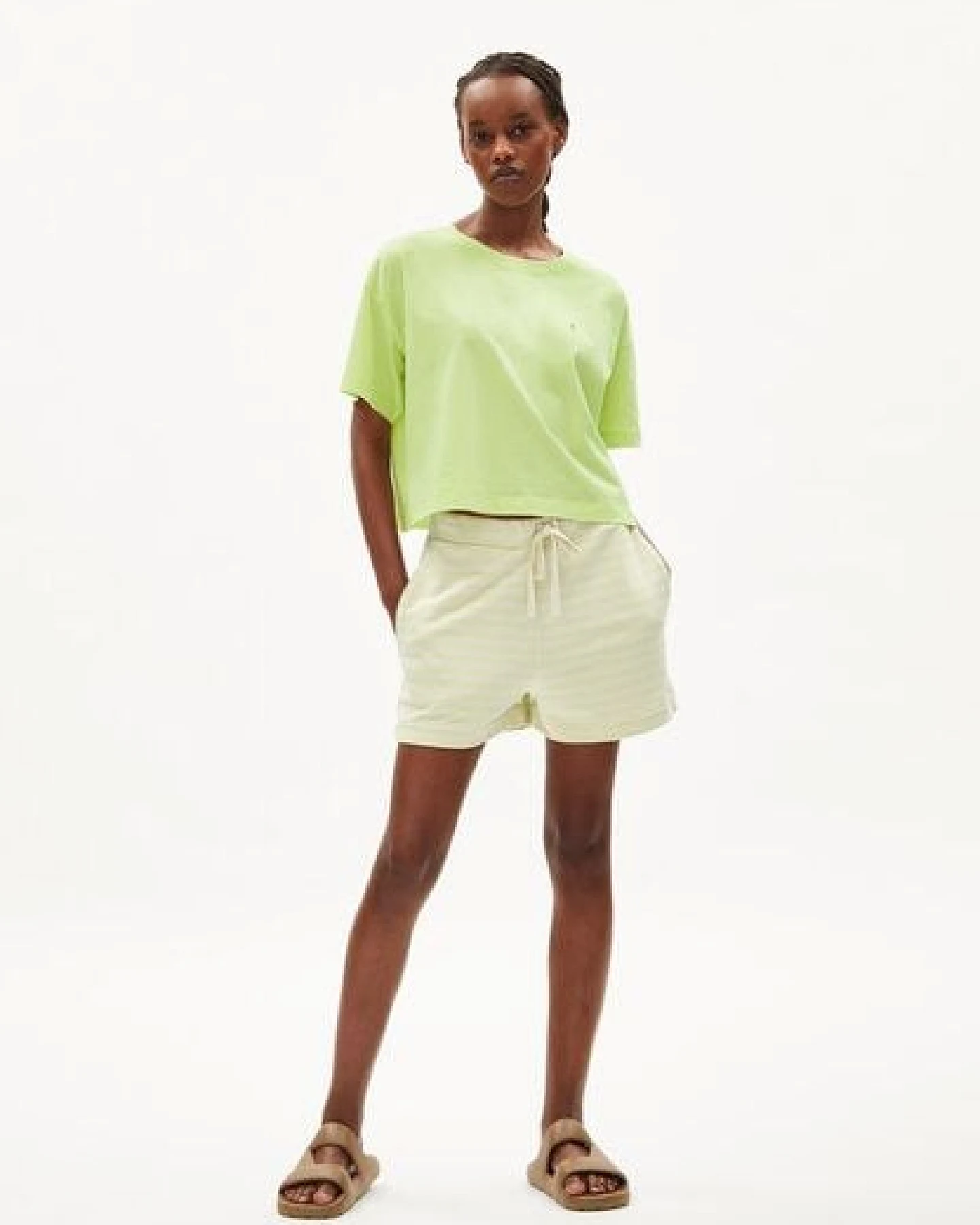 ARMEDANGELS ZIRAA STRIPE - Damen Sweat Shorts Oversized Fit aus Bio-Baumwolle – Ansicht 4