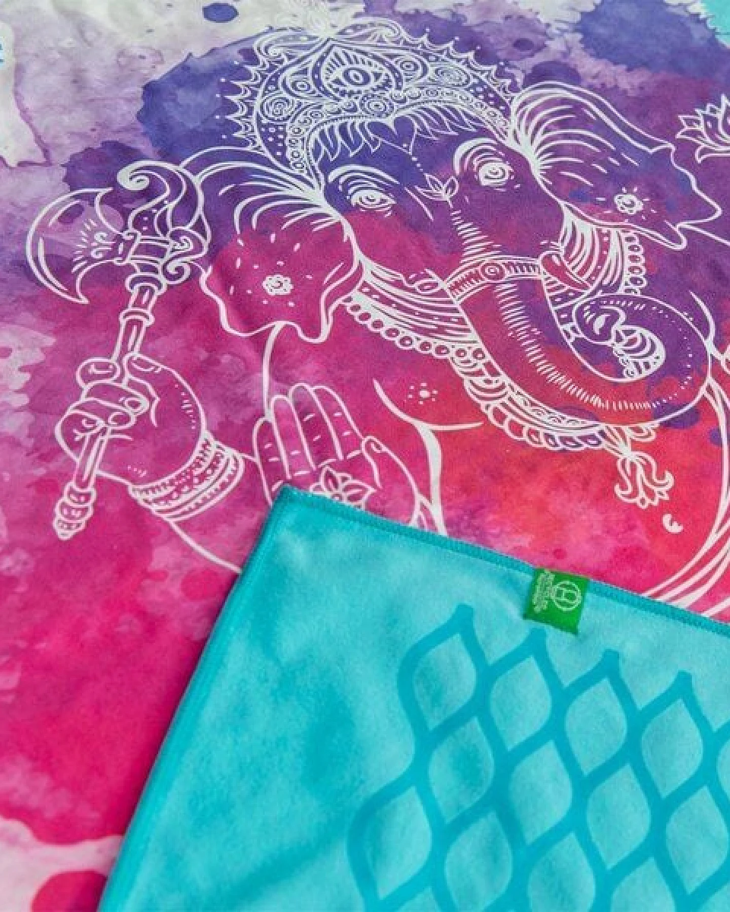 Divasya Rutschfestes Yoga Handtuch im 2er-Set – Ansicht 4