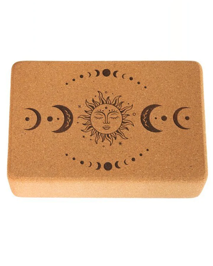 Divasya Yogablock "natural touch" aus Kork / mittlere Größe / abgerundete Ecken