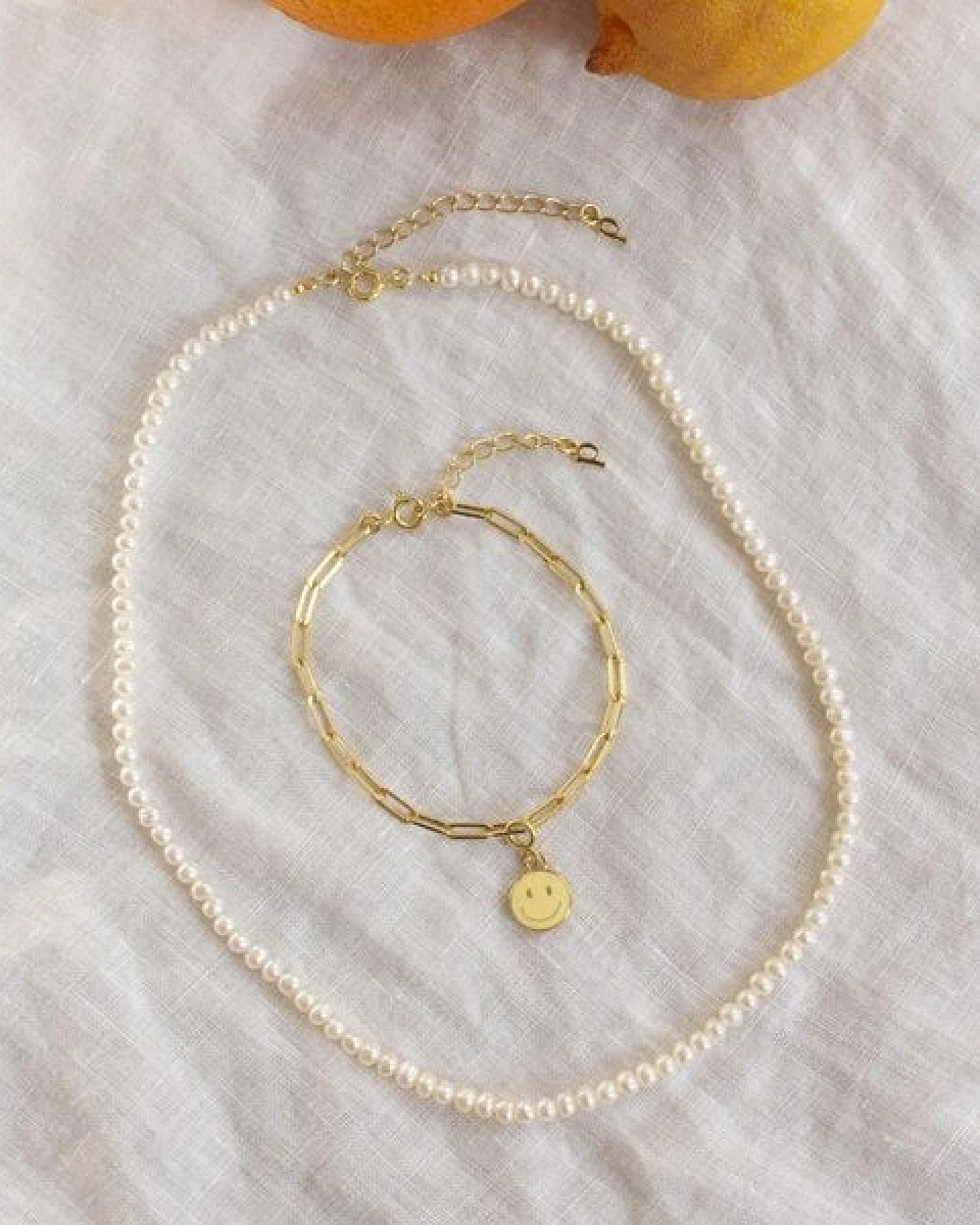 Paeoni Colors Smiley-Anhänger aus 18k Gold Vermeil, 925 Sterling Silber – Ansicht 4