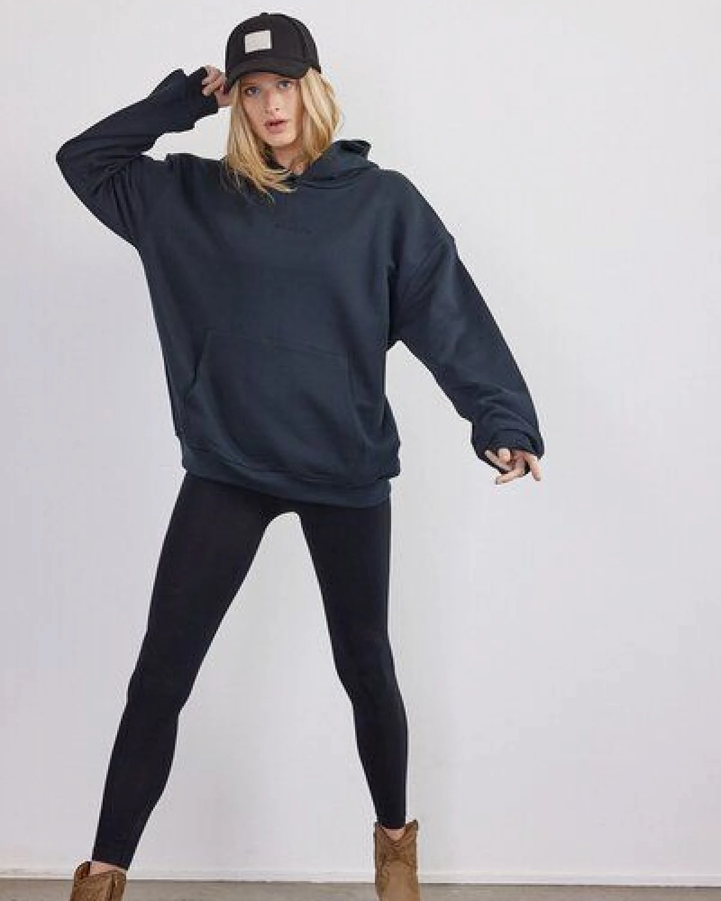BEARTH Hoodie Unisex Bio-Baumwolle – Ansicht 2