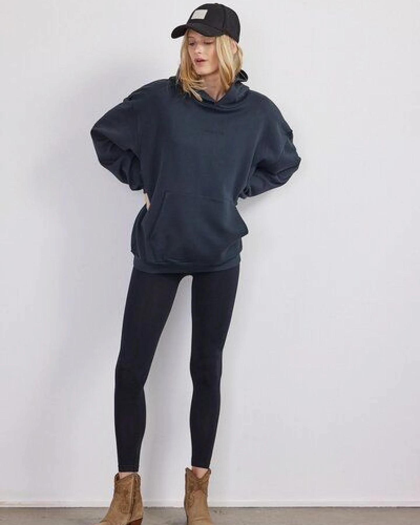 BEARTH Hoodie Unisex Bio-Baumwolle – Ansicht 2