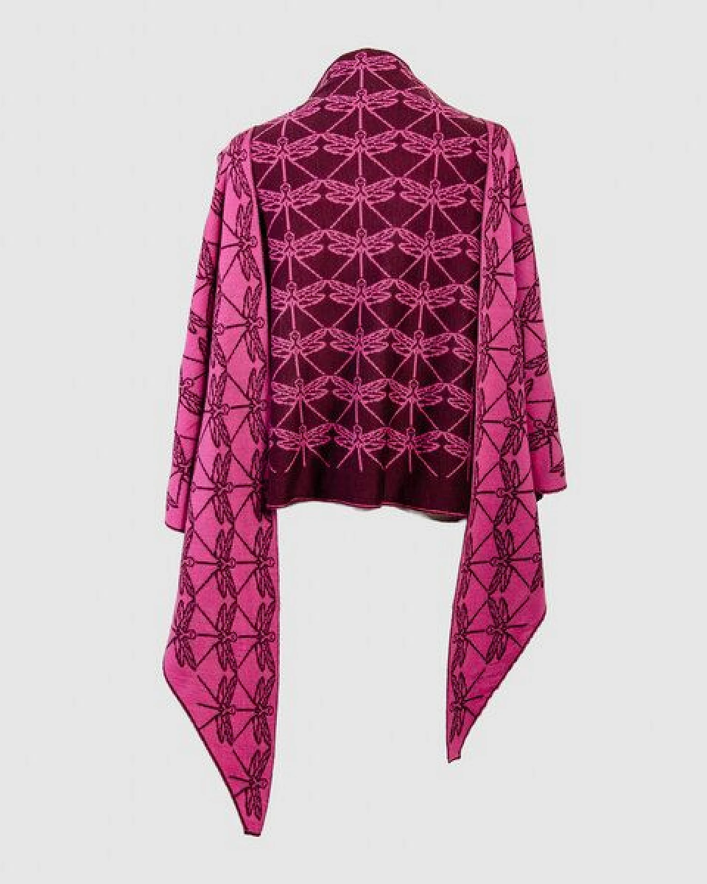 LANARTO slow fashion Schultertuch Libelle aus mulesingfreier Merinowolle made in germany – Ansicht 2