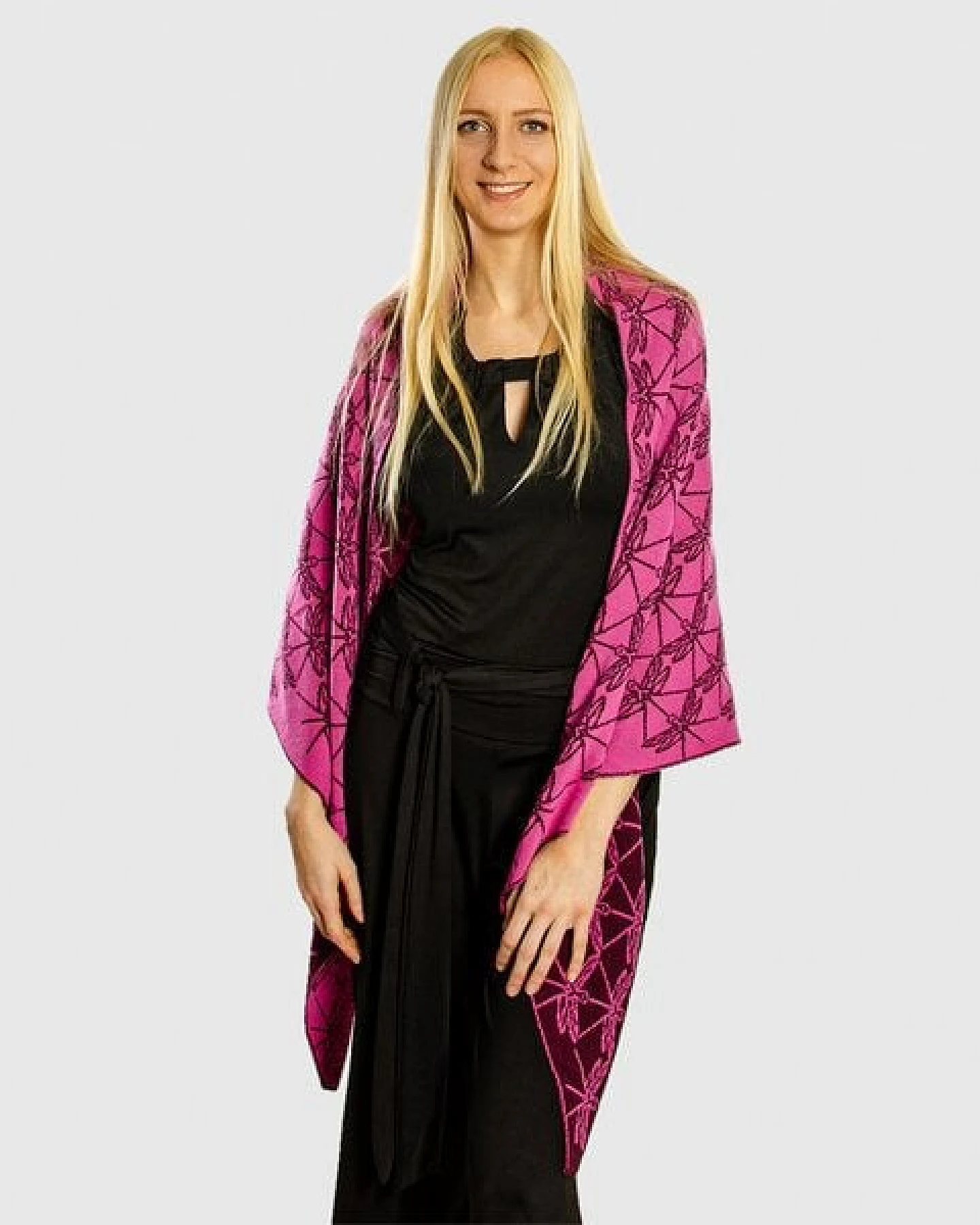 LANARTO slow fashion Schultertuch Libelle aus mulesingfreier Merinowolle made in germany – Ansicht 4