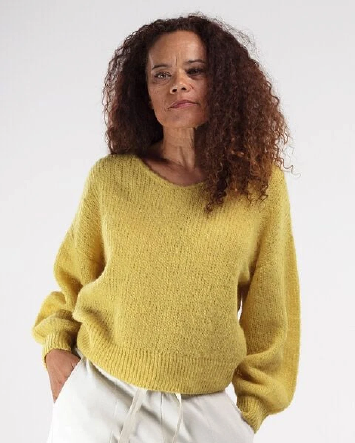 Alma & Lovis Leichter Pullover im Loose-Fit aus zartem Alpakastrick