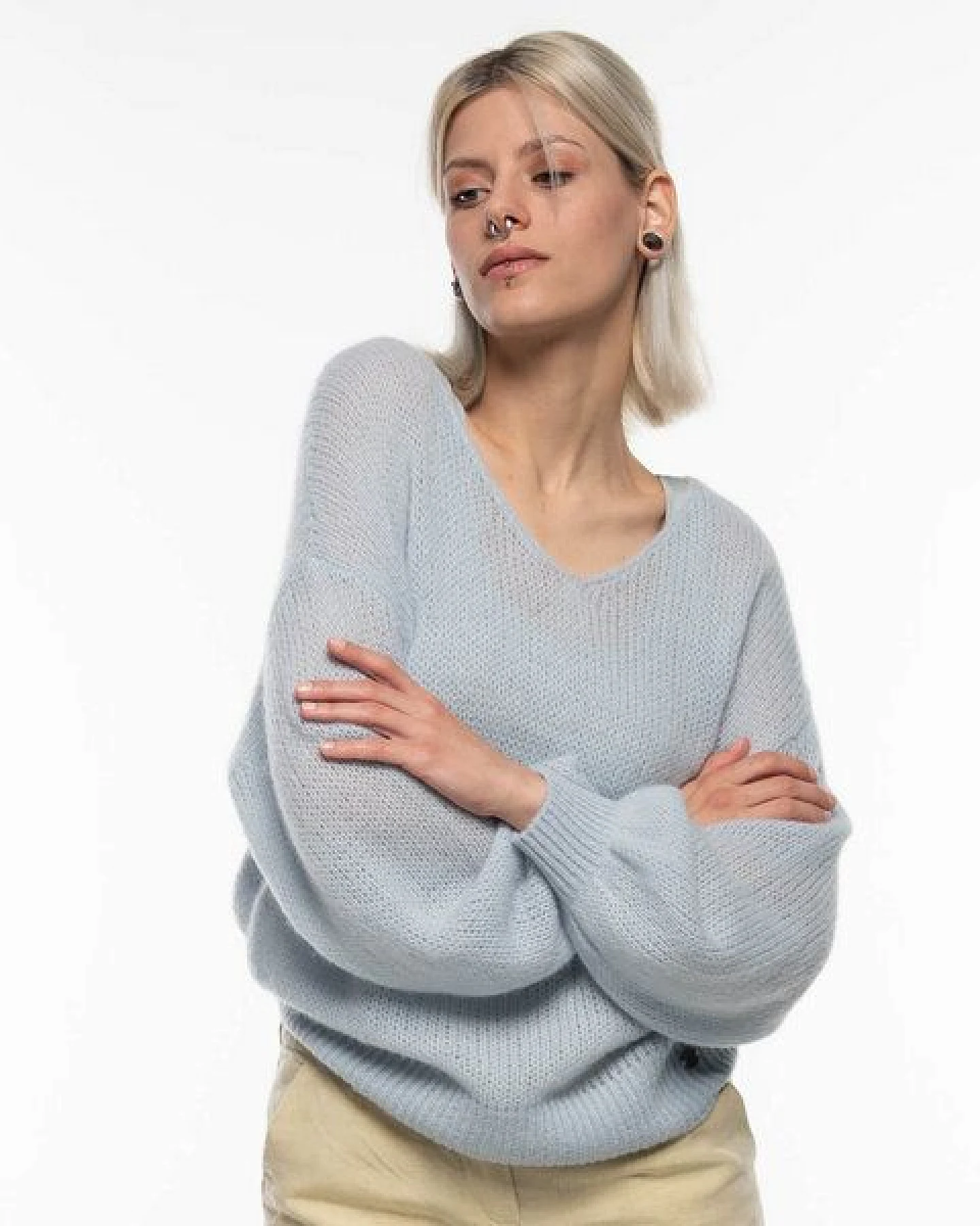 Alma & Lovis Leichter Pullover im Loose-Fit aus zartem Alpakastrick – Ansicht 3