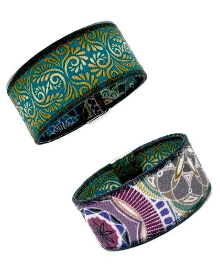 Ornament (petrol) / Mandala (beige)