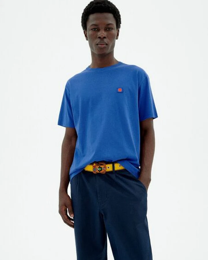 Blau