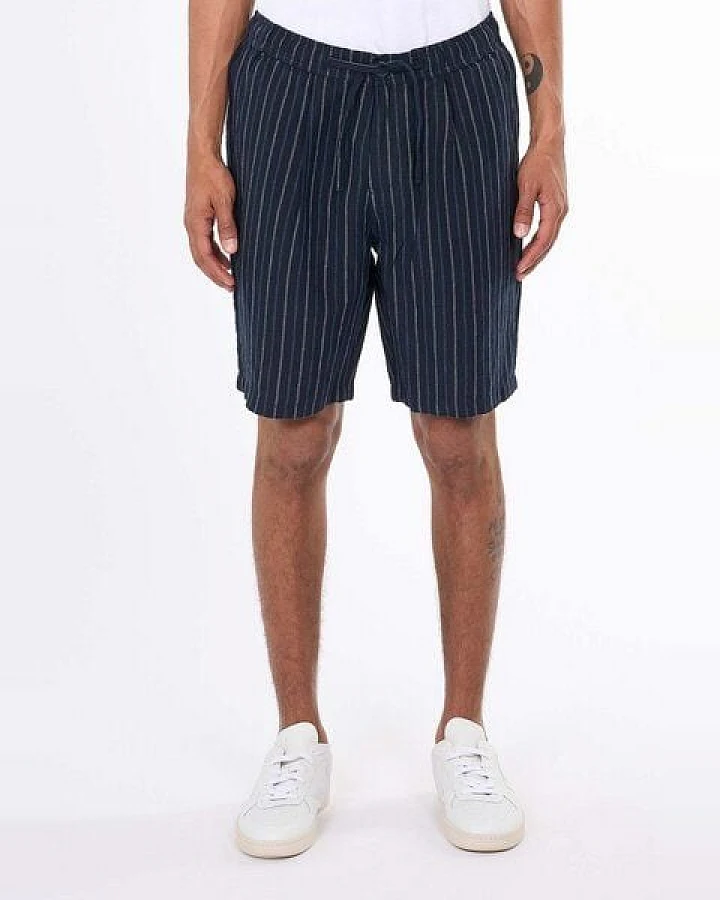 KnowledgeCotton Apparel Loose Striped Shorts aus Bio-Leinen
