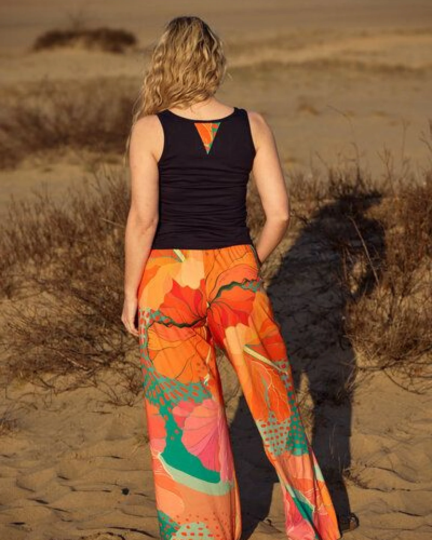 Top Agra back Triangle aus Fairtrade-Baumwolle – Normale Passform Schnitt – Dünn Träger – Rund Ausschnitt – 100% in der EU fair produziert – KOKOworld – Ansicht 4