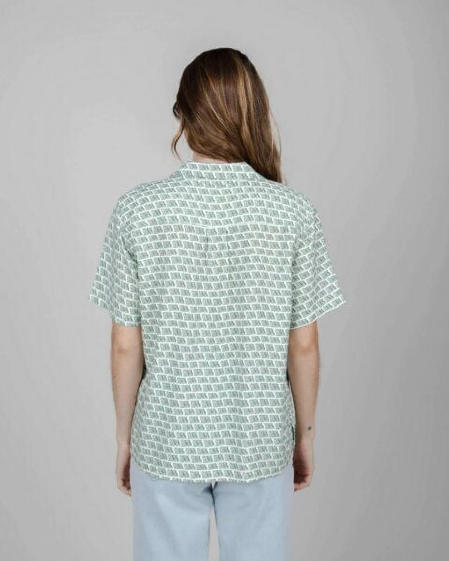 Brava Fabrics Guapa Aloha Bluse White – Ansicht 4