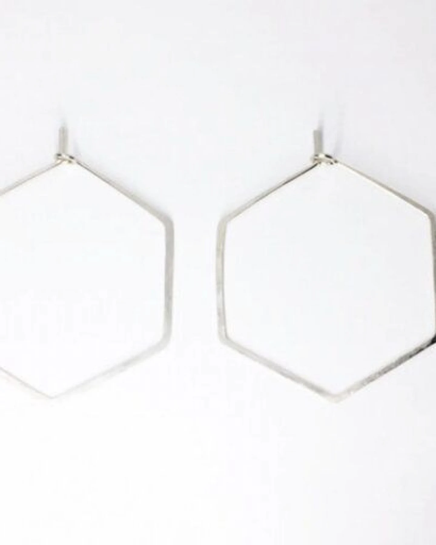 BELLYBIRD Jewellery CREOLEN - Hexagon, gehämmert, S/M/L – Ansicht 2