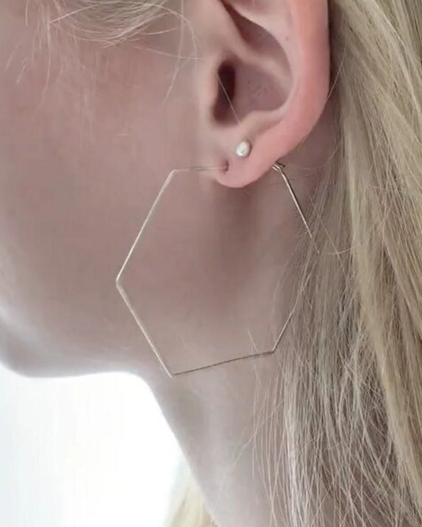 BELLYBIRD Jewellery CREOLEN - Hexagon, gehämmert, S/M/L – Ansicht 4