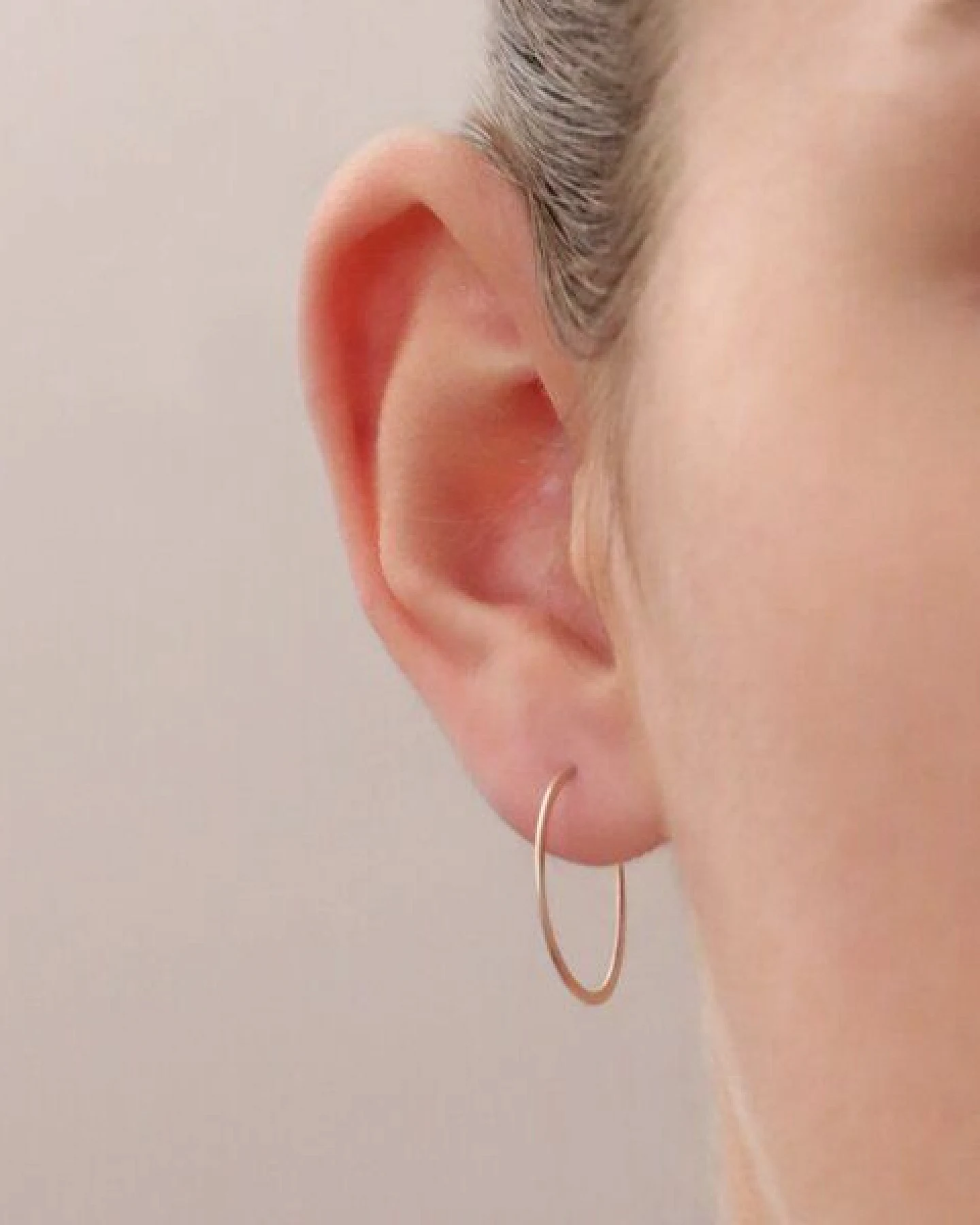 BELLYBIRD Jewellery CREOLEN - Kreis, gehämmert, S/M/L – Ansicht 2