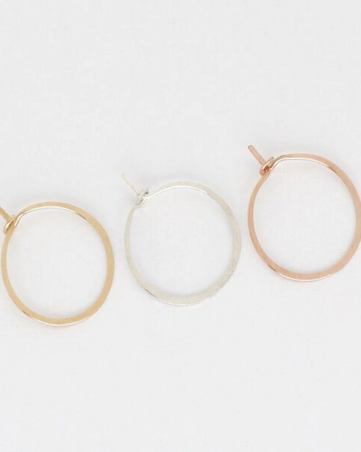 BELLYBIRD Jewellery CREOLEN - Kreis, gehämmert, S/M/L – Ansicht 4
