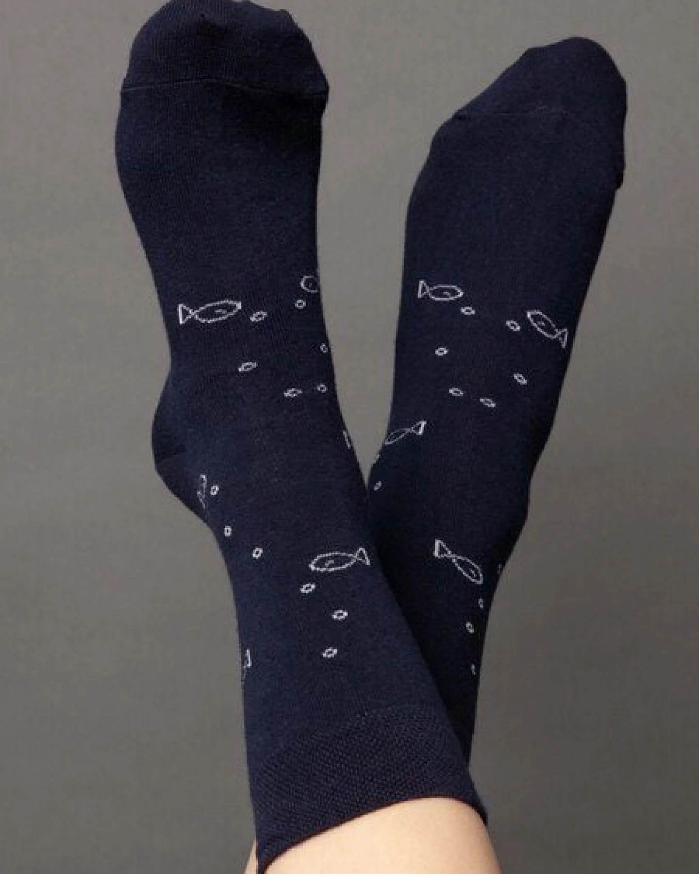 FellHerz 6er Pack Socken mit Biobaumwolle Anker dunkelblau und schwarz – Ansicht 4
