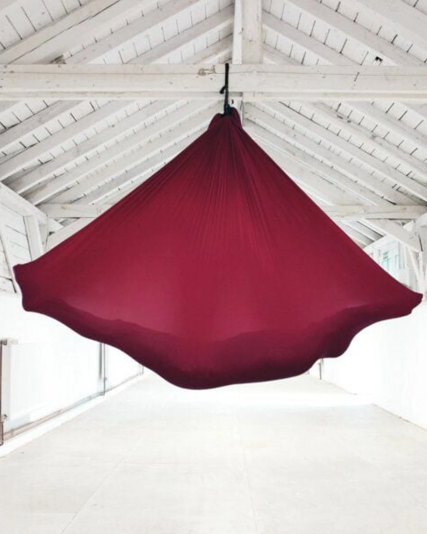 YOGALAXY® Aerial Yoga Tuch - ohne Zubehör - Premiumqualität in diversen Farben – Ansicht 3