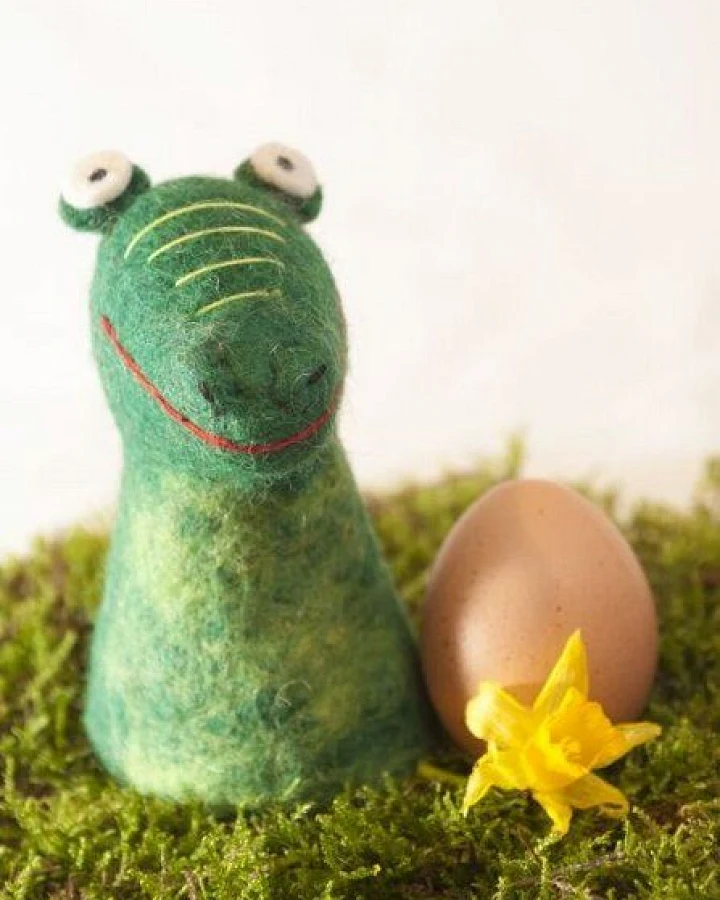 short'n'pietz Drache als Filz Eierwärmer