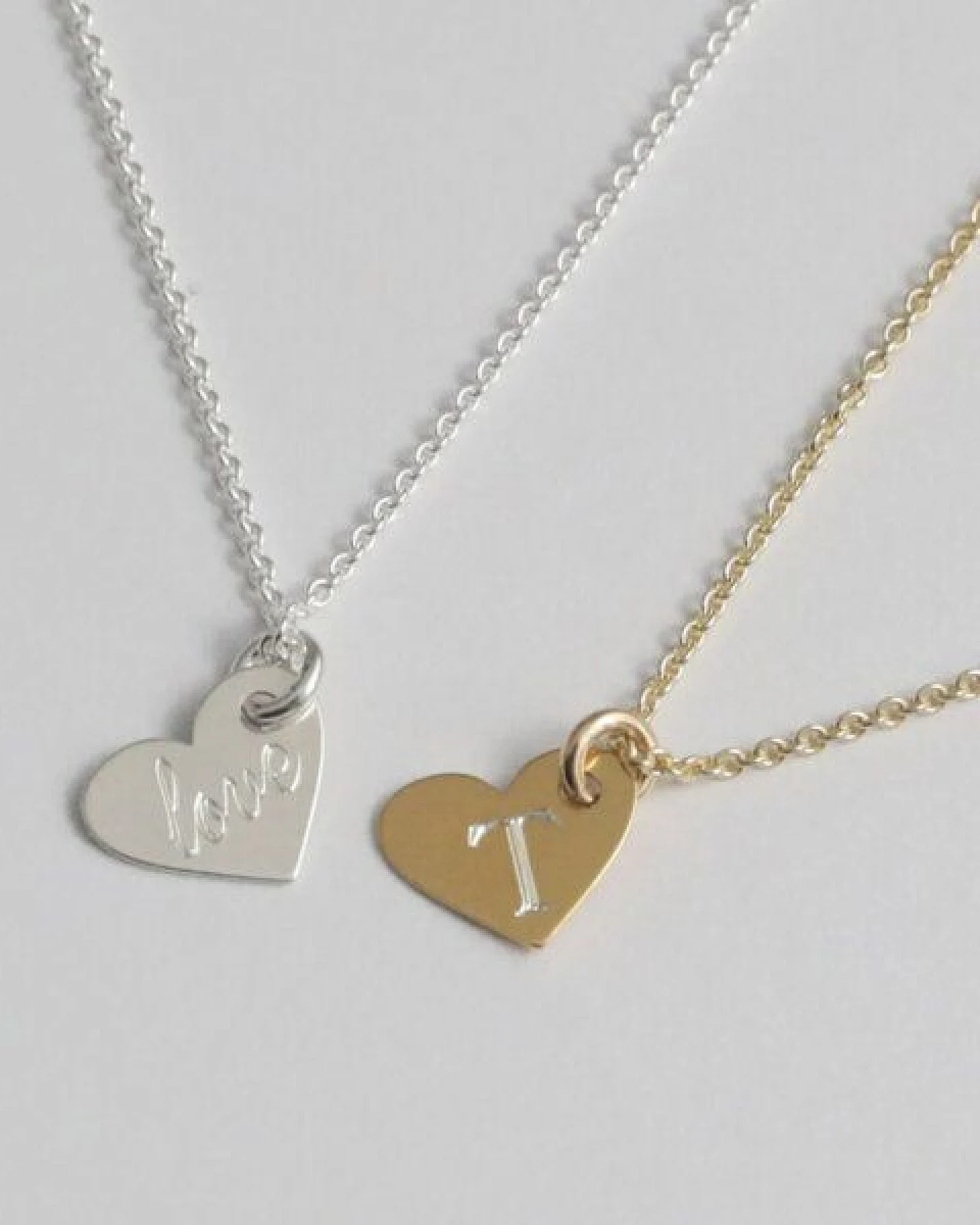BELLYBIRD Jewellery Personalisierte Gravurkette - kleines Herz, 10 mm/ Silber/ Silber vergoldet – Ansicht 2