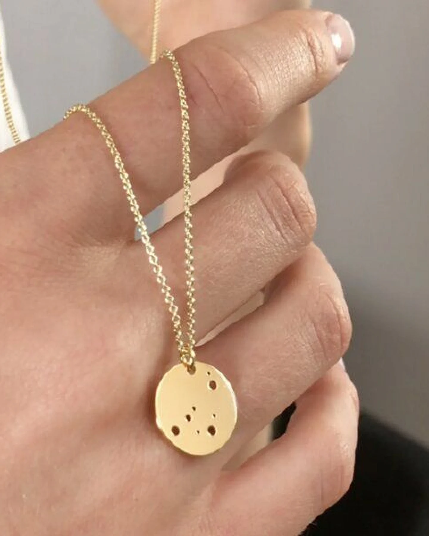 BELLYBIRD Jewellery Sternzeichen Kette, Anhänger 14mm, Silber/ Silber vergoldet – Ansicht 3
