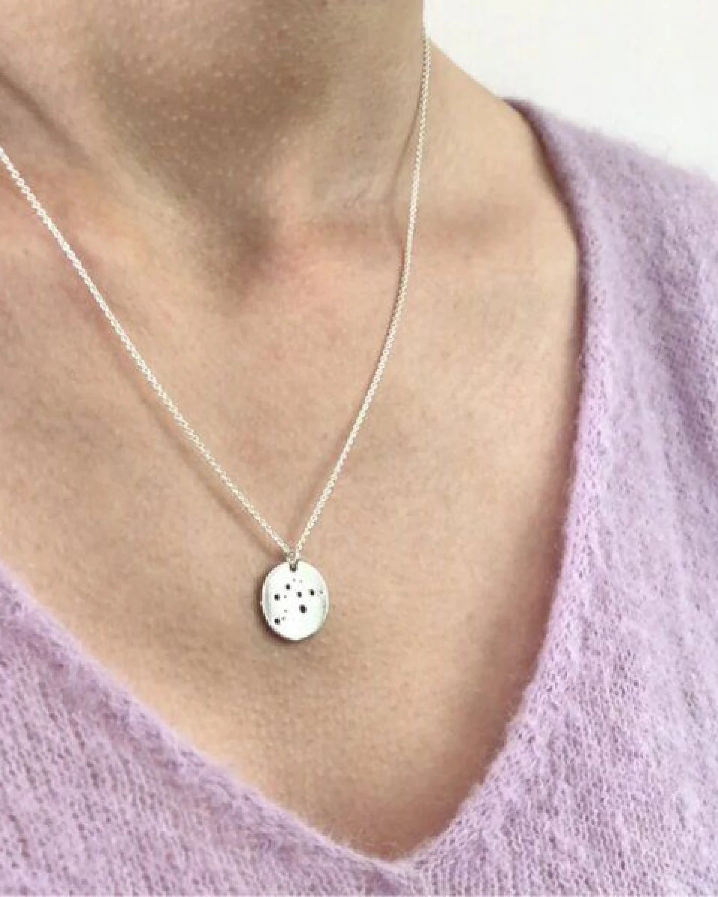 BELLYBIRD Jewellery Sternzeichen Kette, Anhänger 14mm, Silber/ Silber vergoldet – Ansicht 2