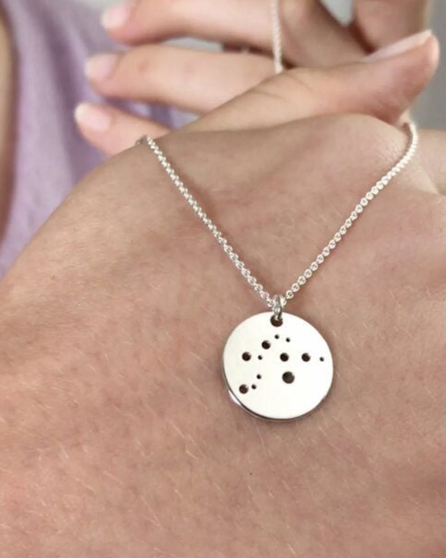 BELLYBIRD Jewellery Sternzeichen Kette, Anhänger 14mm, Silber/ Silber vergoldet – Ansicht 3