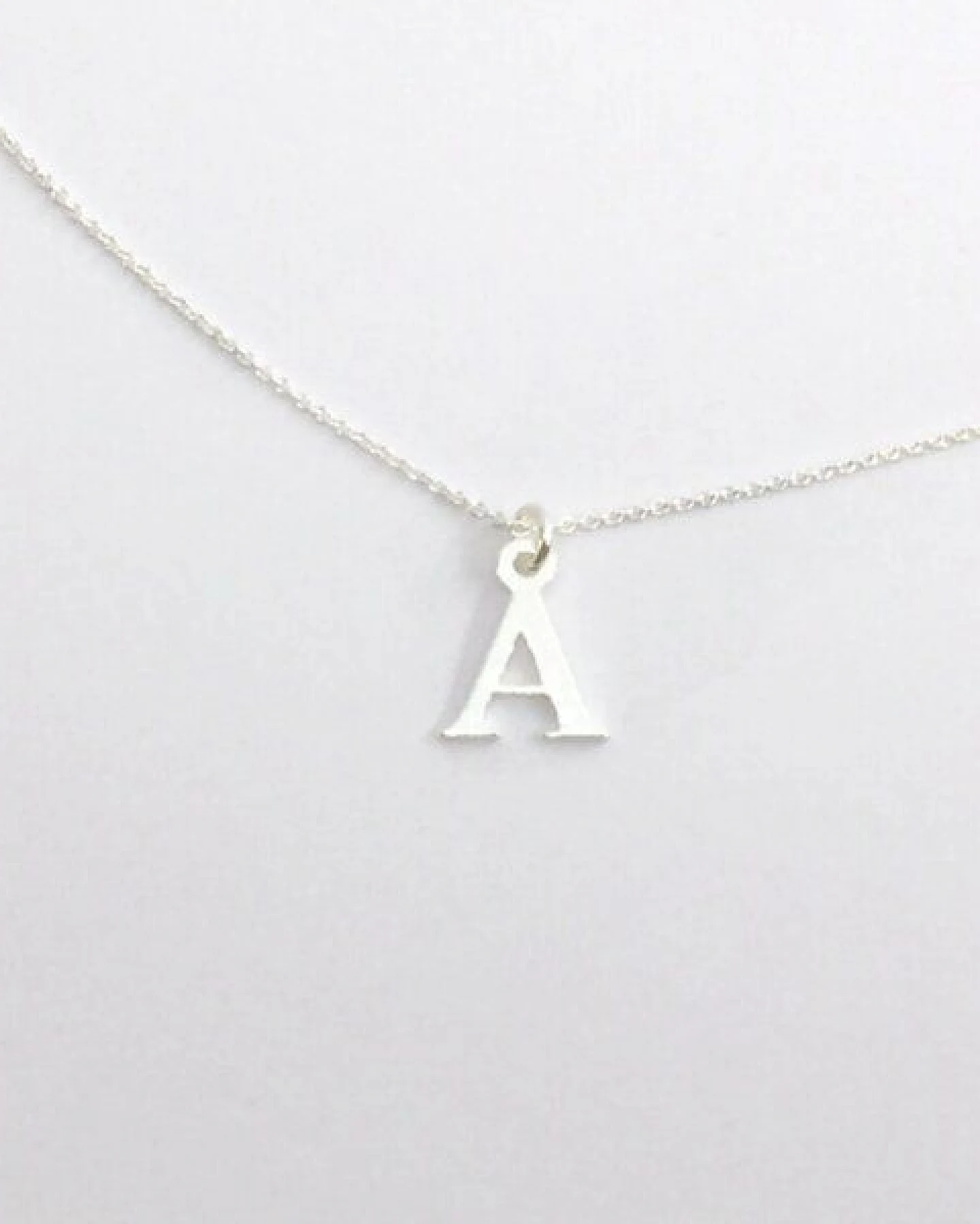 BELLYBIRD Jewellery Halskette - kleiner Buchstabe, Anhänger/ Silber/ Silber vergoldet – Ansicht 2