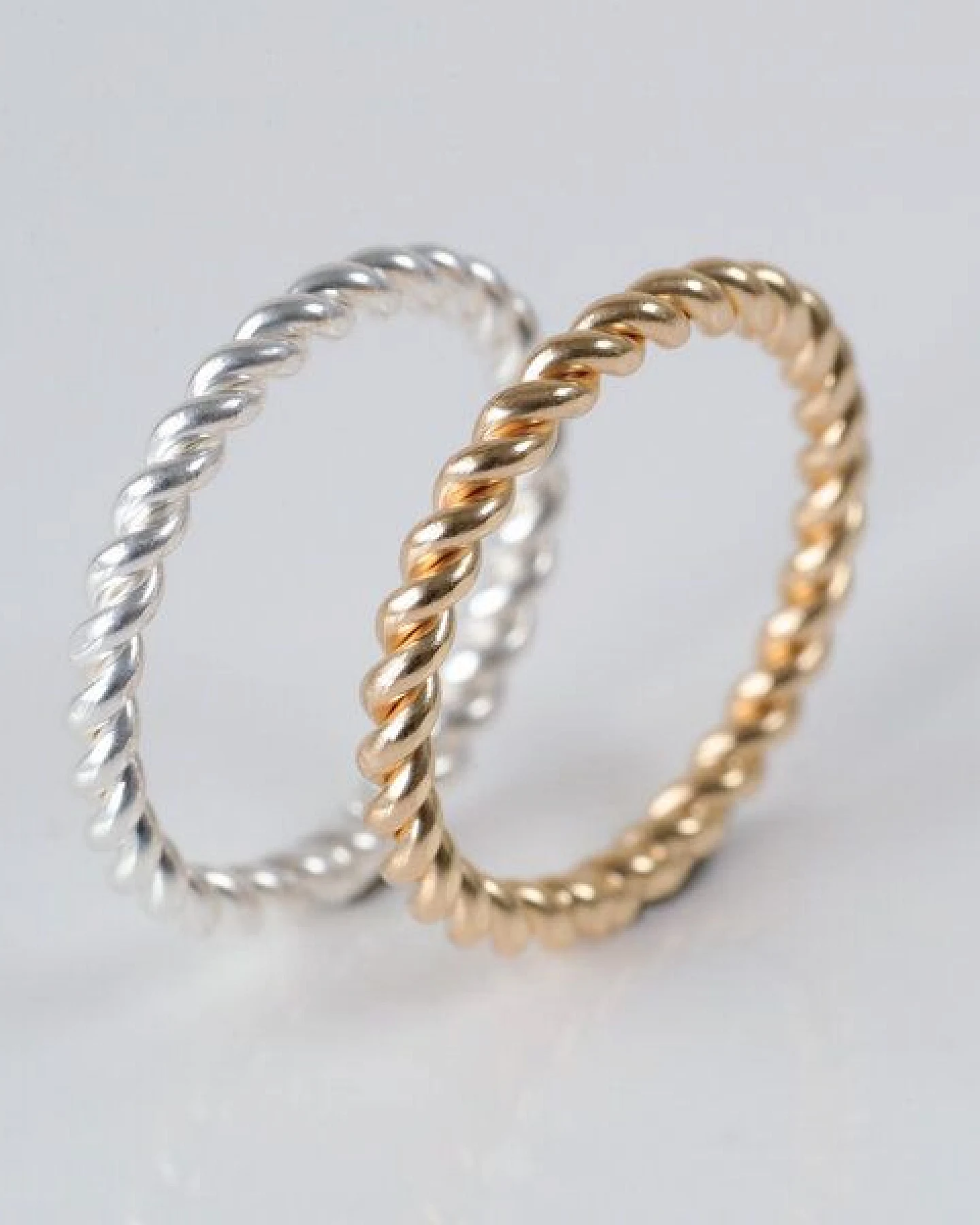 BELLYBIRD Jewellery Ring - SPIRALRING, gedrehter Silberring/ vergoldet – Ansicht 2