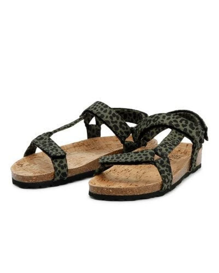 Grand Step Shoes Damen Sandale Levi Animal Seaqual-Material