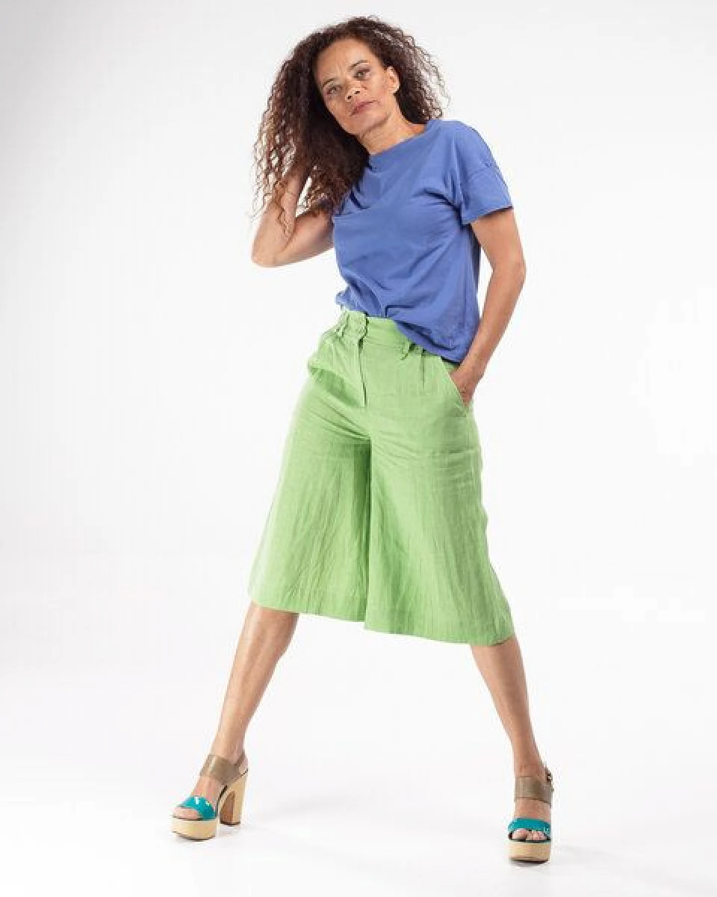 Alma & Lovis Lässiges T-Shirt im Loose Fit – Ansicht 2