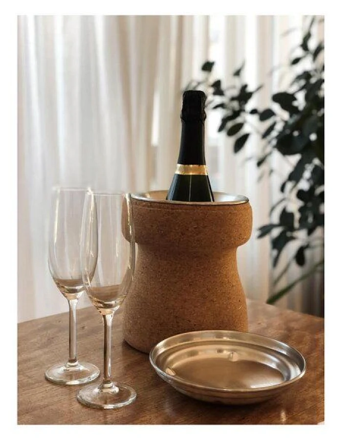 Kork-Deko Wein- und Sektkühler in der Form eines Sekt-Korkens