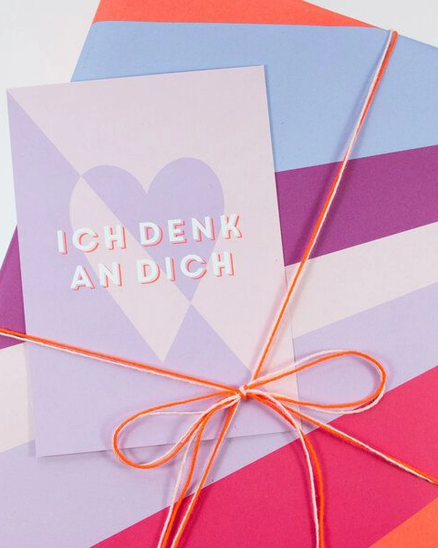 Bow & Hummingbird Postkarte "Ich denk an Dich" – Ansicht 2