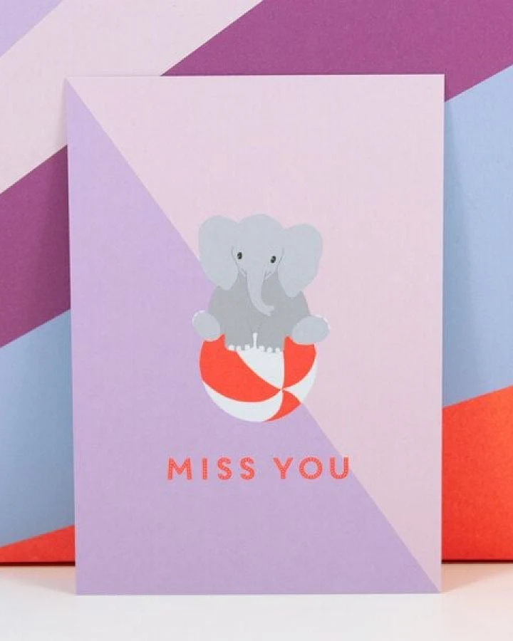 Bow & Hummingbird Postkarte Miss you