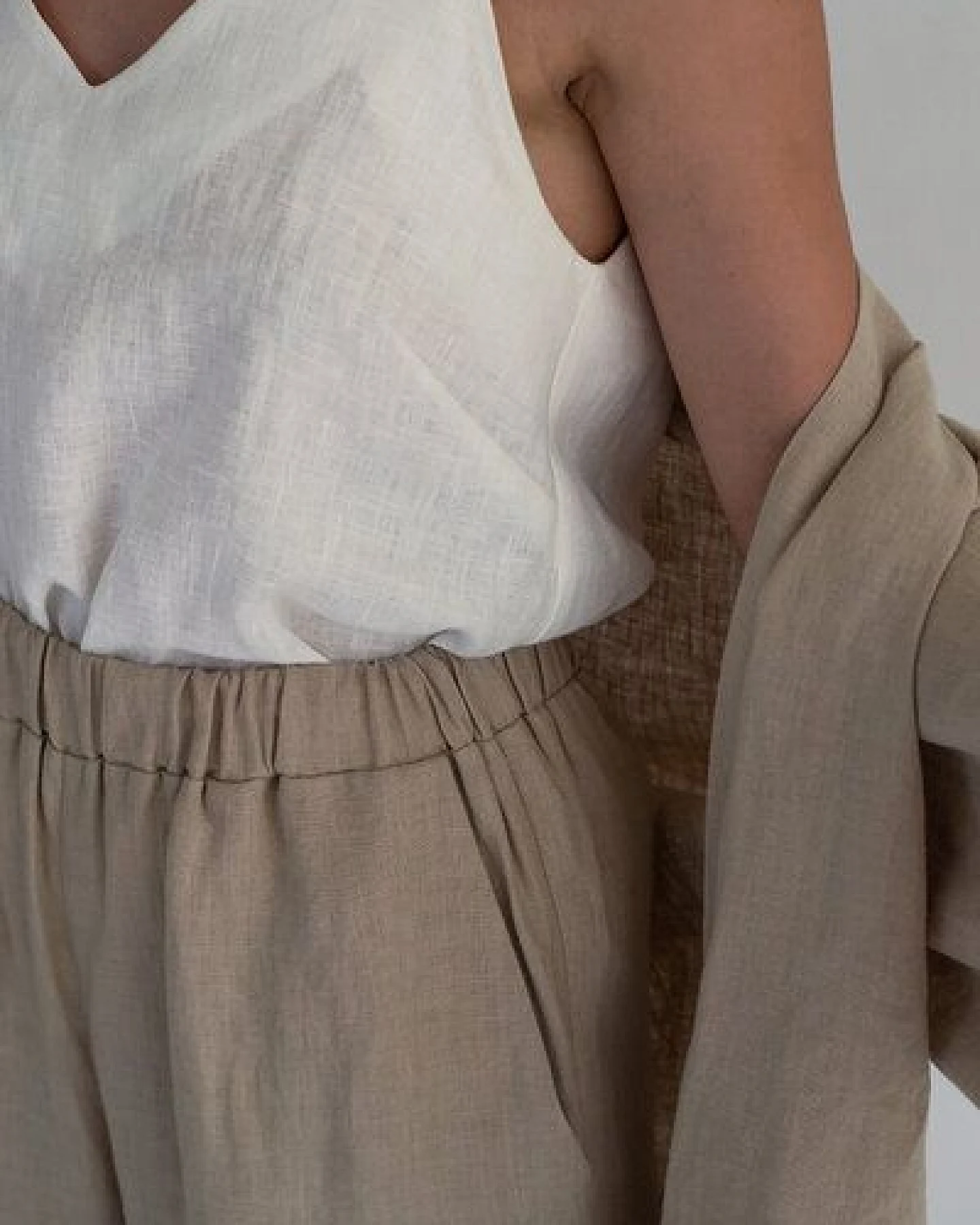 gust. Damen Weite Leinenhosen - Culotte - Linen trousers - 100% Bio-Leinen – Ansicht 2