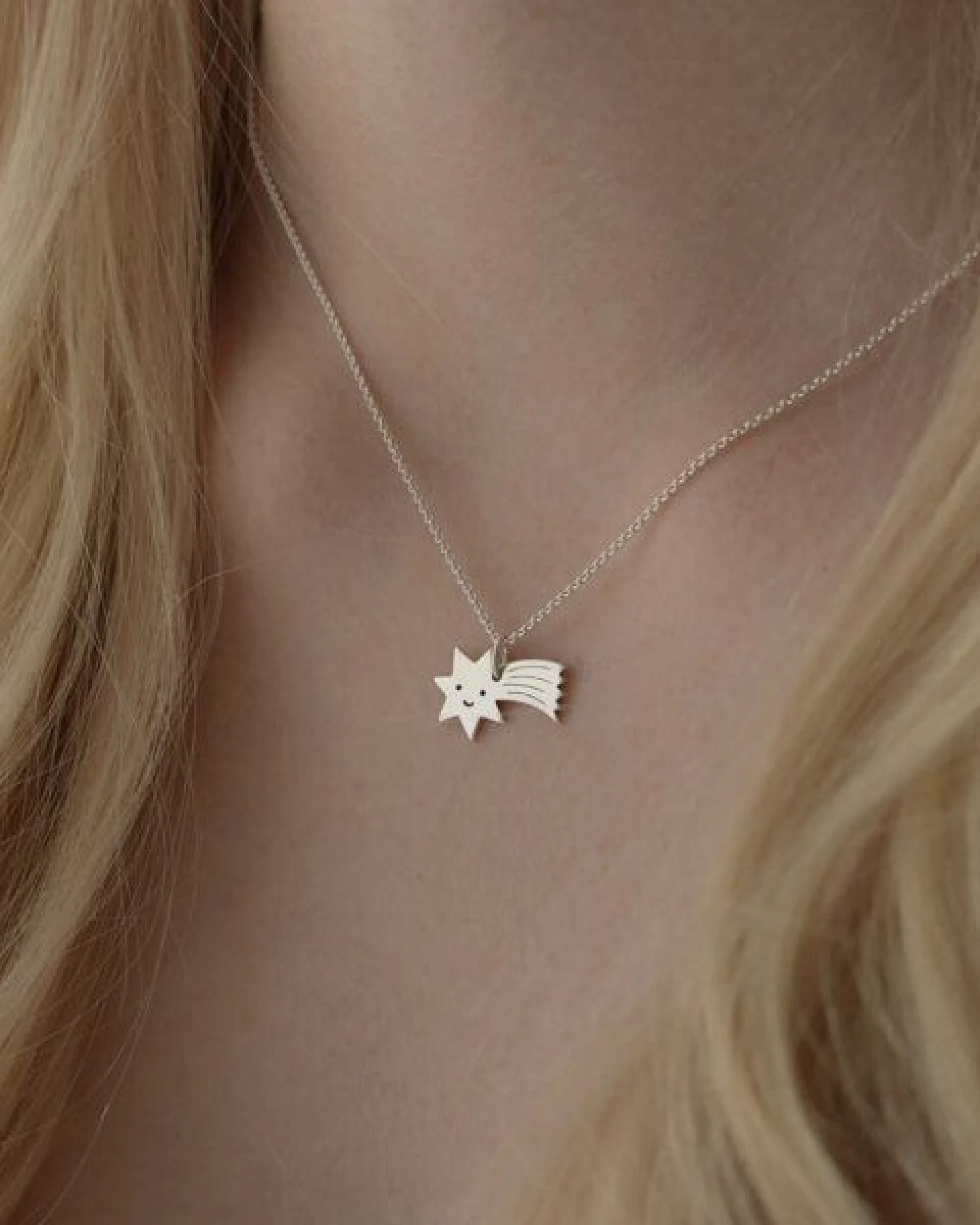 BELLYBIRD Jewellery Kinderkette - kleine Sternschnuppe, Anhänger/ Silber/ Silber vergoldet – Ansicht 3