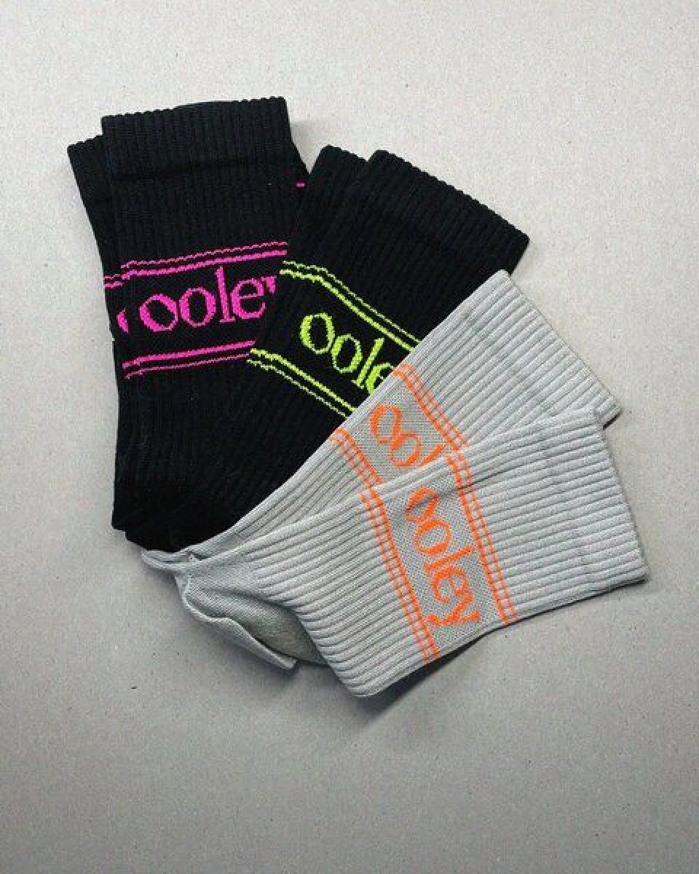 Socken "Ooley Pastel Neon" aus Biobaumwolle made in Italy – Ansicht 2