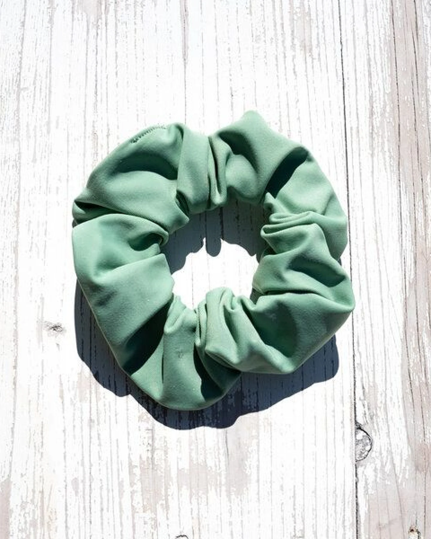 Woodlike Ocean Scrunchie - grün – Ansicht 2