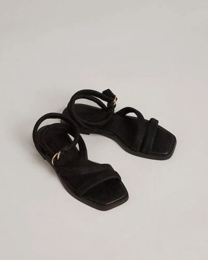 Addition Sustainable Apparel Tie Sandal aus Bio-Leder