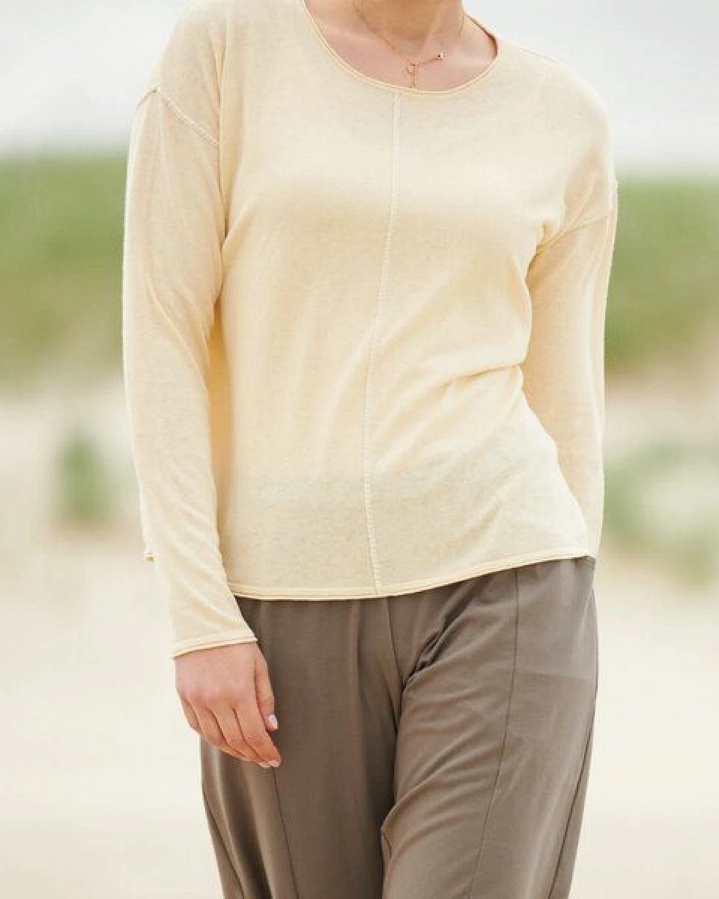 CON_STANT Pullover mit Konstrastnaht Hanf-BW-Strick (kbA) – Ansicht 3