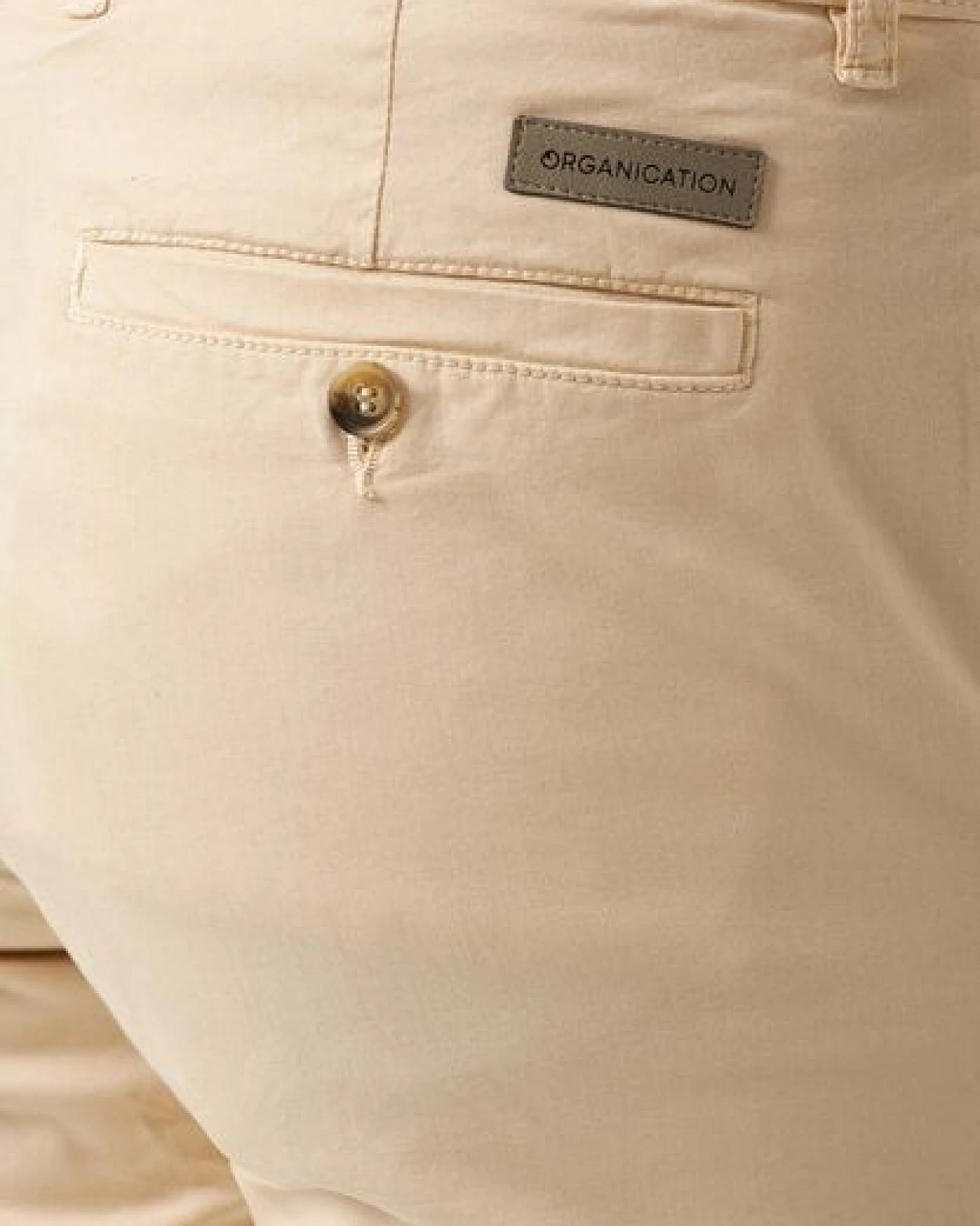 ORGANICATION Slim-Fit Chino-Shorts aus Bio-Baumwolle – Ansicht 4