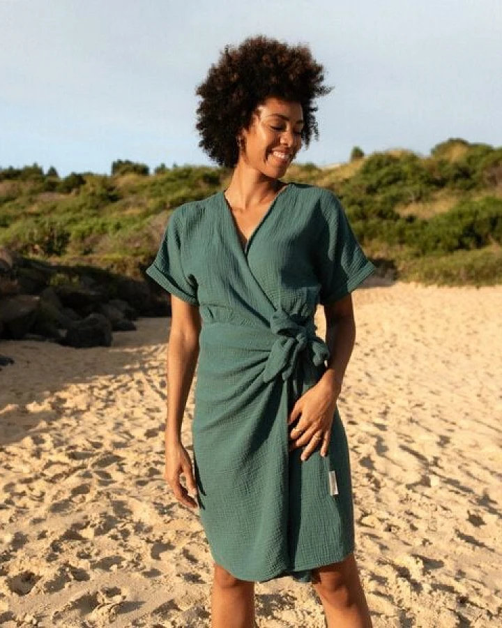 NORDLICHT Musselin Wickelkleid aus 100% Bio-Baumwolle MERLE Dunkelgrün