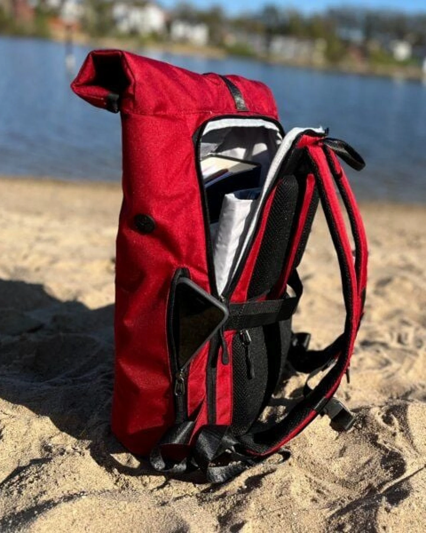 FUCHS & REBELL PIET Rolltop Rucksack – Stylisch & praktisch mit Rücken-Zipper – Ansicht 4
