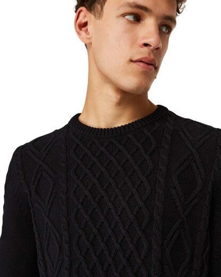 Schwarz
