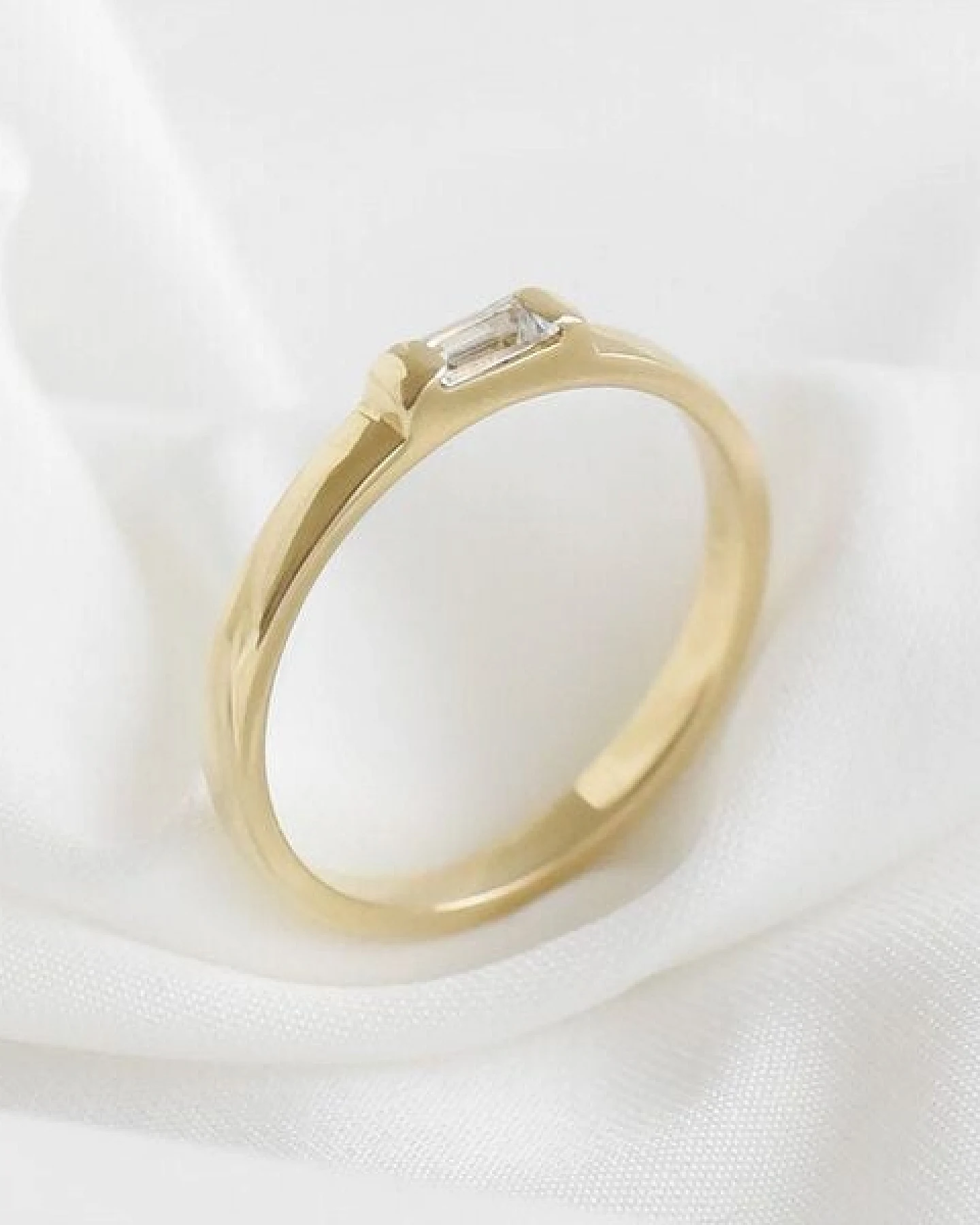 Eppi Ring mit einem Diamanten in Baguette-Form Xenia – Ansicht 2