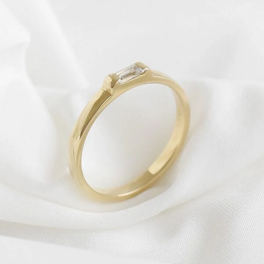Weiss
