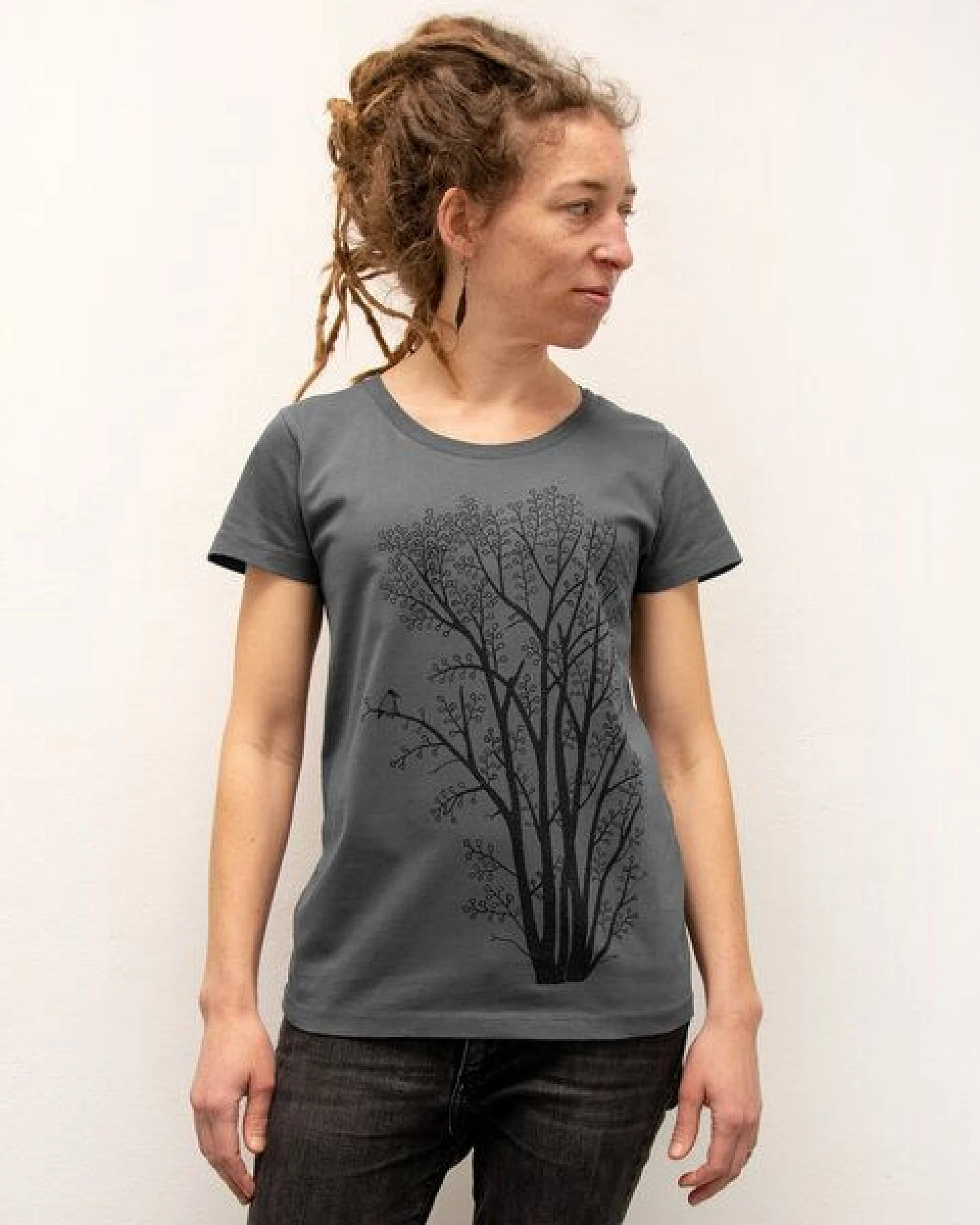 Cmig Erle mit Elster T-Shirt Damen – Ansicht 4