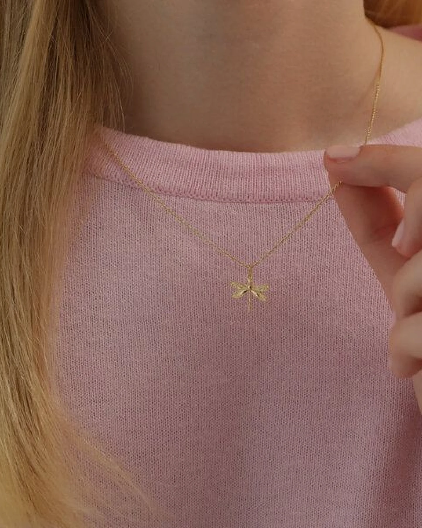 BELLYBIRD Jewellery Halskette - KLEINE LIBELLE - zarter Anhänger, 925 Silber vergoldet – Ansicht 3